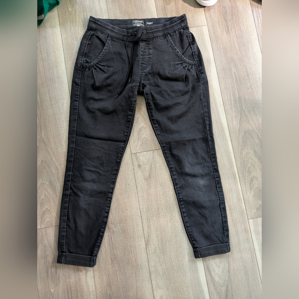 Levis Women's Cropped Stretch Joggers